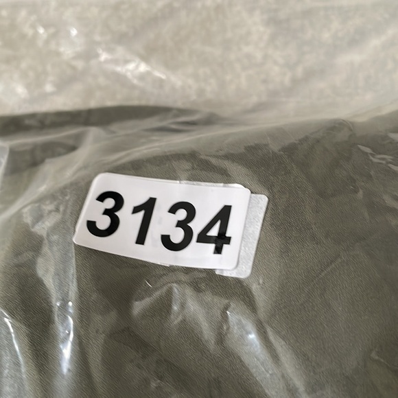 J. Crew Jumpsuit Womens 8 Olive Green Wide Leg Chiffon Minimalist Old Money - Picture 9 of 9